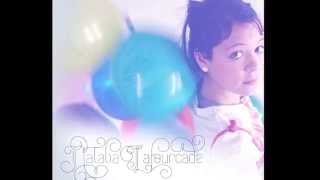 Natalia Lafourcade  Ella es Bonita letra [upl. by Rigdon]