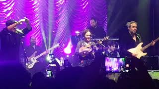 Natalia Lafourcade Live London 2018  Tú Sí Sabes Quererme [upl. by Ardnaz]