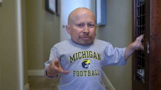 I Got Hypnotized by a REAL Hypnotist  Verne Troyer [upl. by Notneiuq]