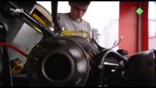 Jos en Max Verstappen in Holland Sport 13042009  Videoclip [upl. by Ahtoelc201]