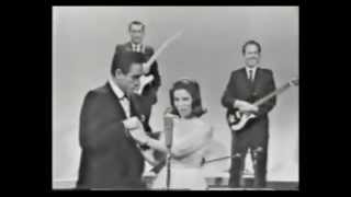 Johnny Cash amp June Carter  1967 Raro [upl. by Ahsinawt974]