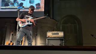 Tom Morello jamming  solo from “Like A Stone” by Audioslave Boston MA 1042018 [upl. by Nonnel]